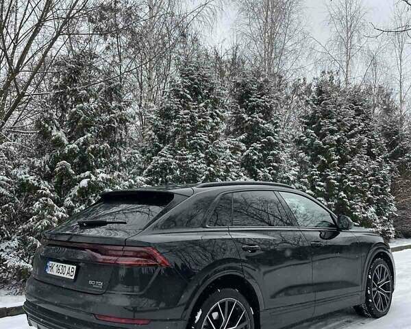 Чорний Ауді Q8, об'ємом двигуна 2.97 л та пробігом 108 тис. км за 65000 $, фото 2 на Automoto.ua