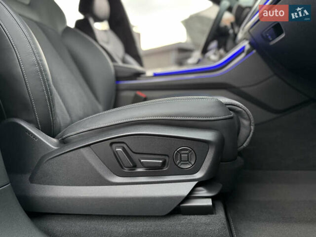 Черный Ауди Q8, объемом двигателя 2.97 л и пробегом 38 тыс. км за 87900 $, фото 71 на Automoto.ua