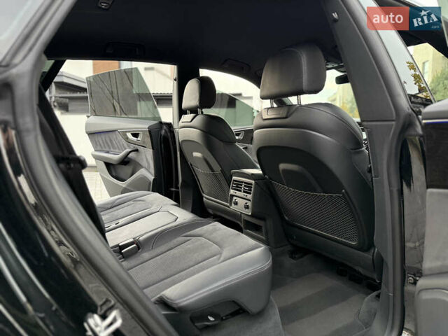 Черный Ауди Q8, объемом двигателя 2.97 л и пробегом 38 тыс. км за 87900 $, фото 68 на Automoto.ua