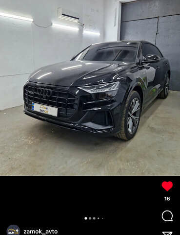 Чорний Ауді Q8, об'ємом двигуна 3 л та пробігом 10 тис. км за 102999 $, фото 3 на Automoto.ua