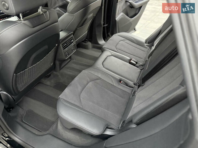 Черный Ауди Q8, объемом двигателя 2.97 л и пробегом 38 тыс. км за 87900 $, фото 58 на Automoto.ua
