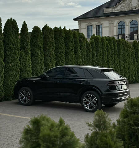 Чорний Ауді Q8, об'ємом двигуна 3 л та пробігом 10 тис. км за 102999 $, фото 13 на Automoto.ua