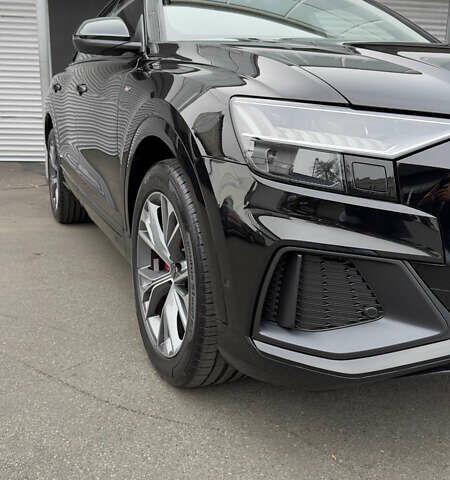 Чорний Ауді Q8, об'ємом двигуна 3 л та пробігом 10 тис. км за 102999 $, фото 38 на Automoto.ua