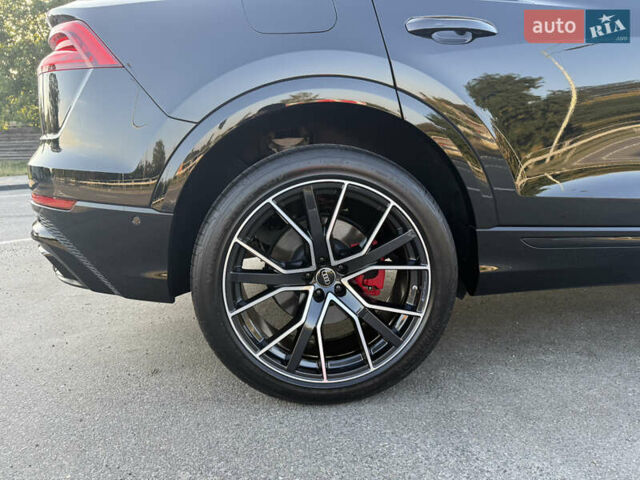 Черный Ауди Q8, объемом двигателя 3 л и пробегом 26 тыс. км за 69999 $, фото 9 на Automoto.ua