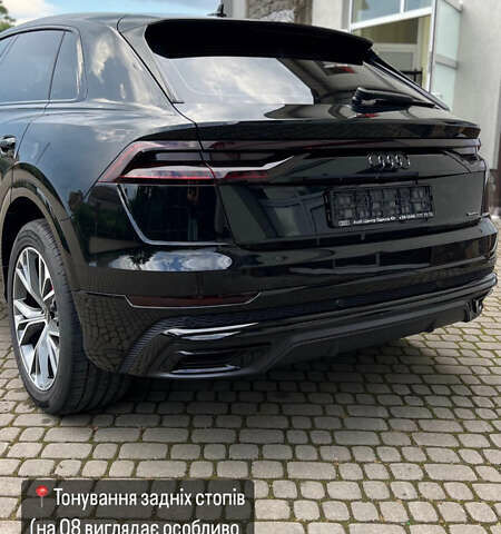 Чорний Ауді Q8, об'ємом двигуна 3 л та пробігом 10 тис. км за 102999 $, фото 14 на Automoto.ua