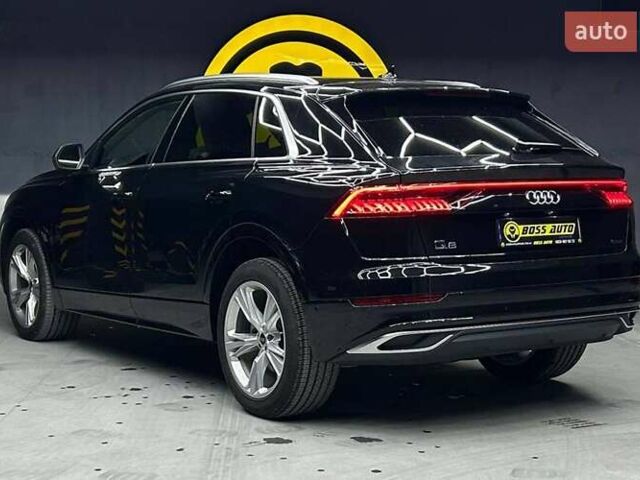 Черный Ауди Q8, объемом двигателя 3 л и пробегом 24 тыс. км за 69990 $, фото 3 на Automoto.ua
