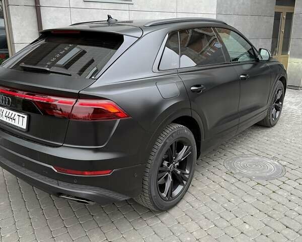 Черный Ауди Q8, объемом двигателя 2.97 л и пробегом 999 тыс. км за 97500 $, фото 10 на Automoto.ua