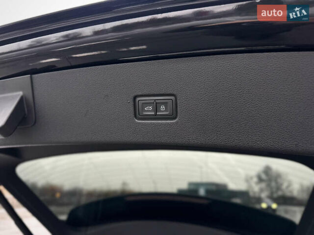 Черный Ауди Q8, объемом двигателя 2.97 л и пробегом 27 тыс. км за 88888 $, фото 29 на Automoto.ua