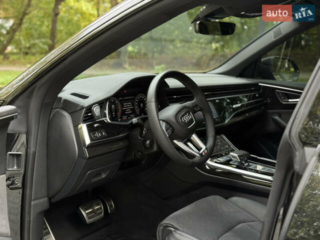 Черный Ауди Q8, объемом двигателя 2.97 л и пробегом 30 тыс. км за 92000 $, фото 18 на Automoto.ua