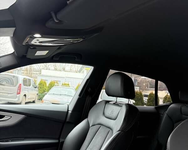 Черный Ауди Q8, объемом двигателя 2.97 л и пробегом 999 тыс. км за 97500 $, фото 17 на Automoto.ua