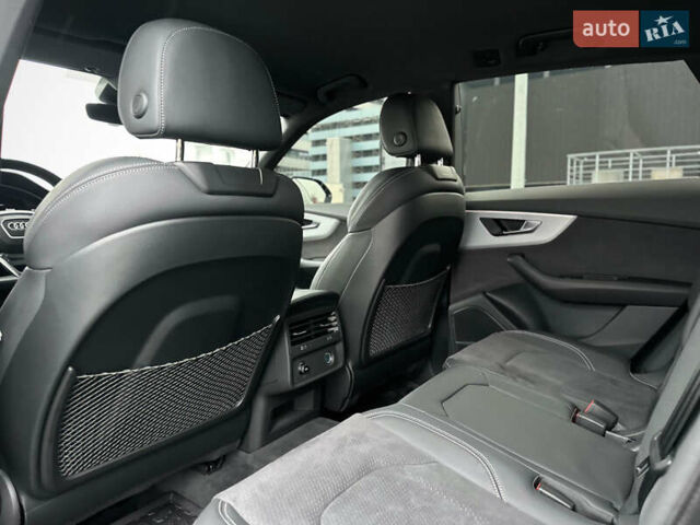 Черный Ауди Q8, объемом двигателя 2.97 л и пробегом 27 тыс. км за 88888 $, фото 47 на Automoto.ua