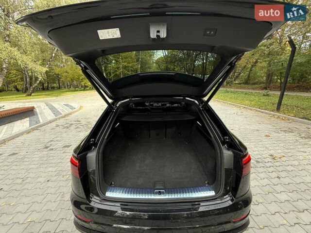 Черный Ауди Q8, объемом двигателя 2.97 л и пробегом 30 тыс. км за 92000 $, фото 28 на Automoto.ua