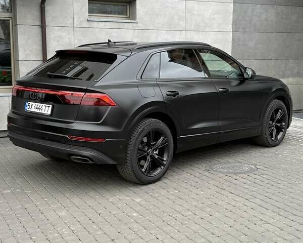 Черный Ауди Q8, объемом двигателя 2.97 л и пробегом 999 тыс. км за 97500 $, фото 8 на Automoto.ua