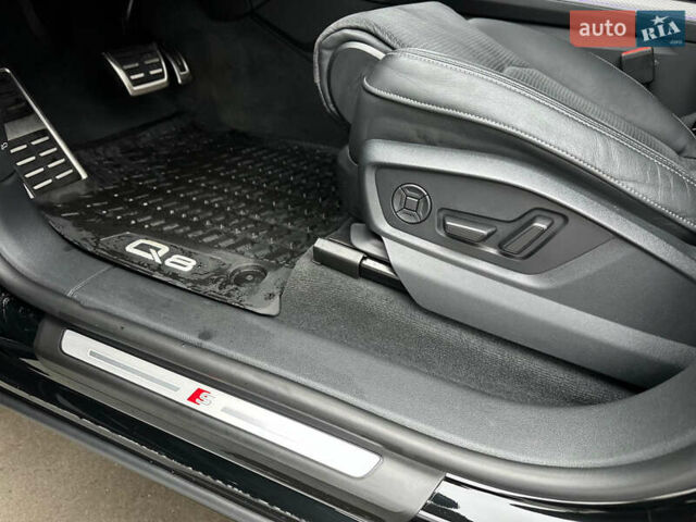 Черный Ауди Q8, объемом двигателя 2.97 л и пробегом 27 тыс. км за 88888 $, фото 45 на Automoto.ua