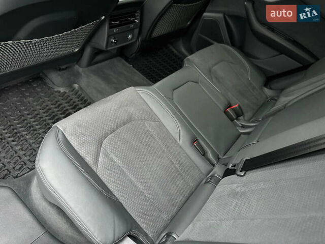 Черный Ауди Q8, объемом двигателя 2.97 л и пробегом 27 тыс. км за 88888 $, фото 41 на Automoto.ua