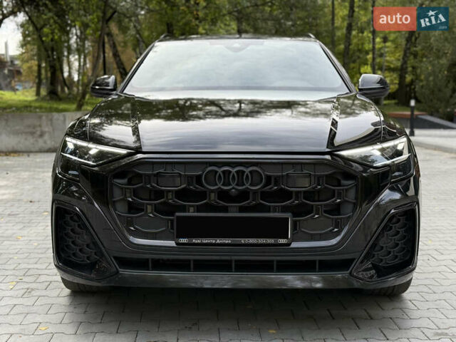 Черный Ауди Q8, объемом двигателя 2.97 л и пробегом 30 тыс. км за 92000 $, фото 1 на Automoto.ua