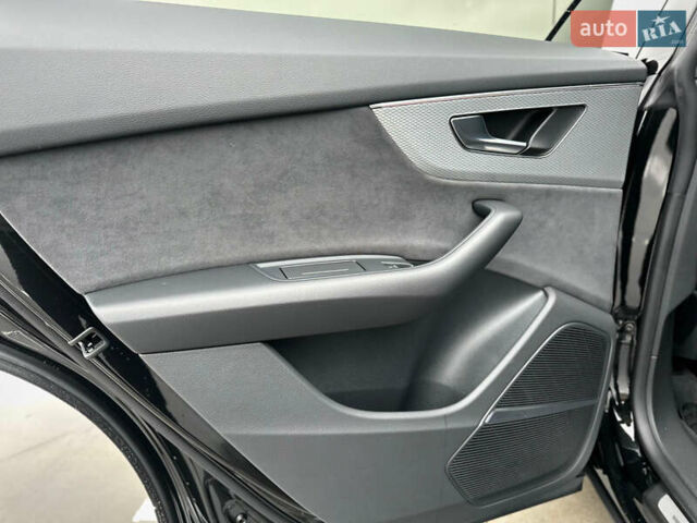 Черный Ауди Q8, объемом двигателя 2.97 л и пробегом 27 тыс. км за 88888 $, фото 38 на Automoto.ua