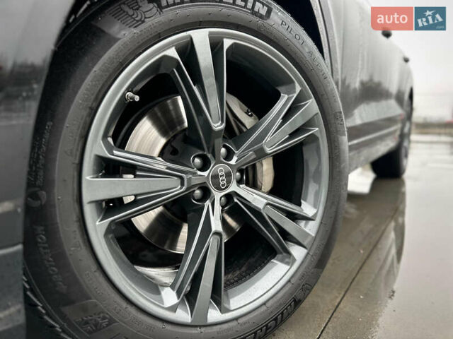 Черный Ауди Q8, объемом двигателя 2.97 л и пробегом 27 тыс. км за 88888 $, фото 16 на Automoto.ua