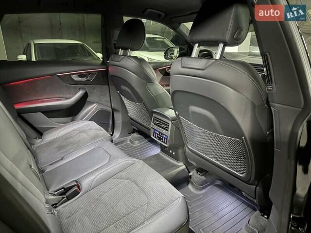 Черный Ауди Q8, объемом двигателя 2.97 л и пробегом 17 тыс. км за 95000 $, фото 25 на Automoto.ua