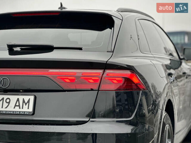 Черный Ауди Q8, объемом двигателя 2.97 л и пробегом 27 тыс. км за 88888 $, фото 1 на Automoto.ua