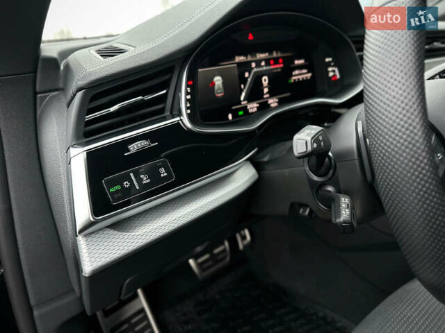 Черный Ауди Q8, объемом двигателя 2.97 л и пробегом 27 тыс. км за 88888 $, фото 40 на Automoto.ua