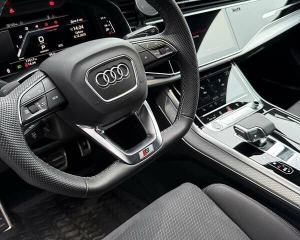 Черный Ауди Q8, объемом двигателя 2.97 л и пробегом 999 тыс. км за 97500 $, фото 13 на Automoto.ua