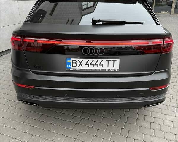 Черный Ауди Q8, объемом двигателя 2.97 л и пробегом 999 тыс. км за 97500 $, фото 12 на Automoto.ua