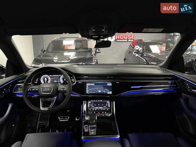 Черный Ауди Q8, объемом двигателя 2.97 л и пробегом 1 тыс. км за 112700 $, фото 45 на Automoto.ua