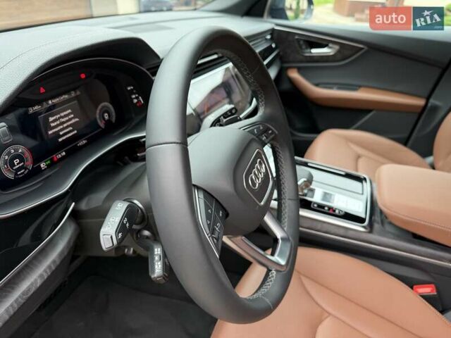 Черный Ауди Q8, объемом двигателя 3 л и пробегом 19 тыс. км за 92700 $, фото 7 на Automoto.ua