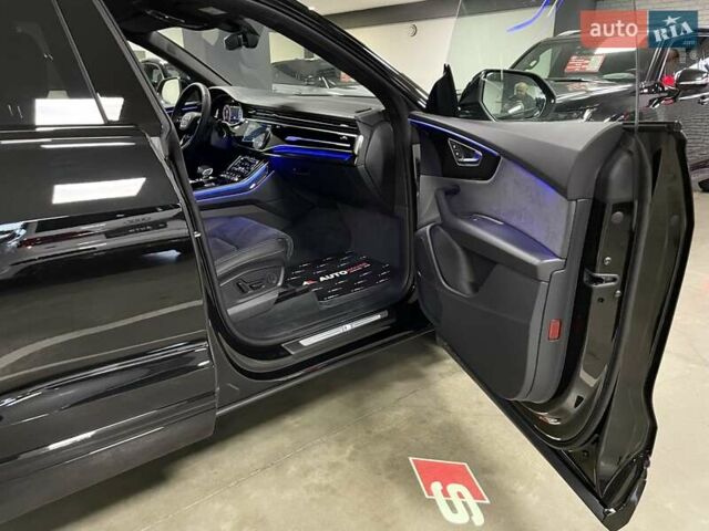 Черный Ауди Q8, объемом двигателя 2.97 л и пробегом 1 тыс. км за 112700 $, фото 40 на Automoto.ua