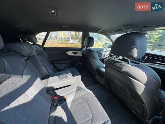 Черный Ауди Q8, объемом двигателя 3 л и пробегом 1 тыс. км за 105900 $, фото 74 на Automoto.ua