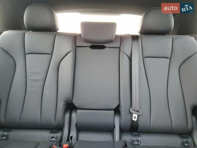 Черный Ауди Q8, объемом двигателя 3 л и пробегом 14 тыс. км за 50000 $, фото 8 на Automoto.ua