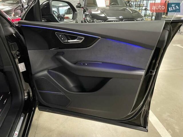 Черный Ауди Q8, объемом двигателя 2.97 л и пробегом 1 тыс. км за 112700 $, фото 41 на Automoto.ua