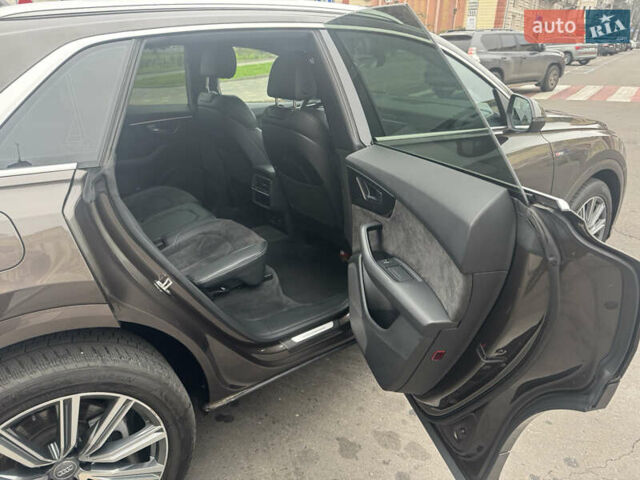 Коричневый Ауди Q8, объемом двигателя 2.97 л и пробегом 91 тыс. км за 62000 $, фото 18 на Automoto.ua