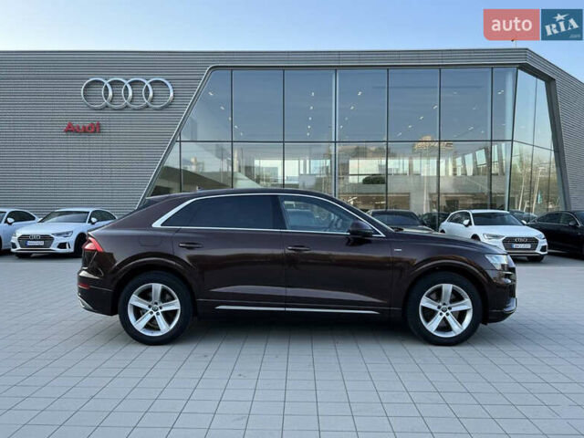 Ауді Q8 2021 у Києві на Automoto.ua Коричневий Ауді Q8, об'ємом двигуна 3 л та пробігом 125 тис. км за 65555 $, фото 3 на Automoto.ua