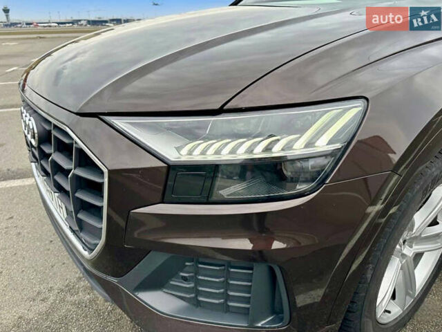 Коричневый Ауди Q8, объемом двигателя 3 л и пробегом 125 тыс. км за 62222 $, фото 1 на Automoto.ua