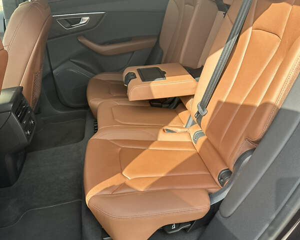 Ауді Q8 2021 у Києві на Automoto.ua Коричневий Ауді Q8, об'ємом двигуна 3 л та пробігом 125 тис. км за 65555 $, фото 15 на Automoto.ua