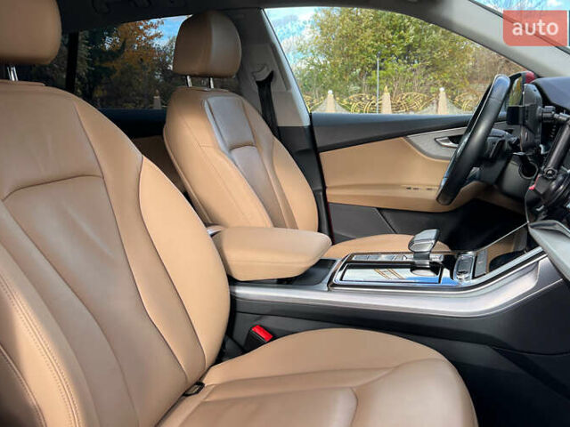 Ауди Q8 2019 в Львове на Automoto.ua Красный Ауди Q8, объемом двигателя 2.97 л и пробегом 121 тыс. км за 47999 $, фото 21 на Automoto.ua