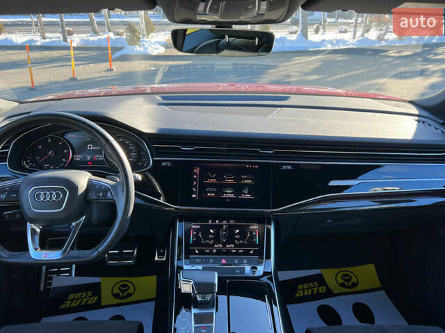 Красный Ауди Q8, объемом двигателя 2.97 л и пробегом 61 тыс. км за 60999 $, фото 14 на Automoto.ua