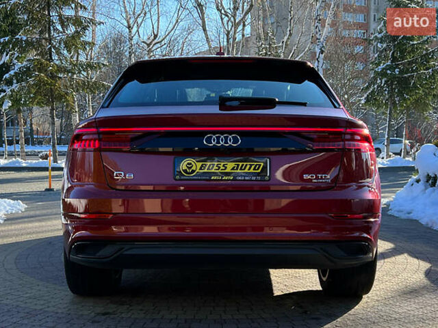 Красный Ауди Q8, объемом двигателя 2.97 л и пробегом 61 тыс. км за 60999 $, фото 6 на Automoto.ua