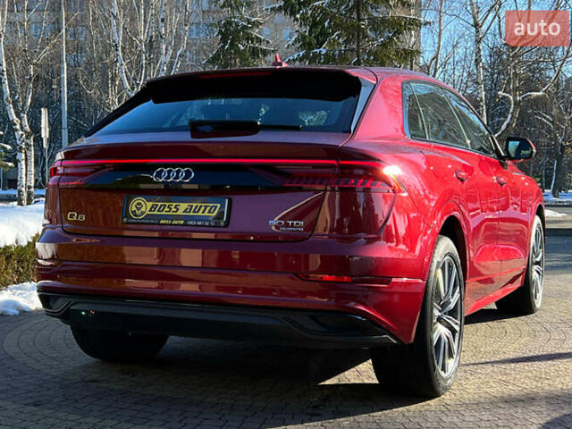 Красный Ауди Q8, объемом двигателя 2.97 л и пробегом 61 тыс. км за 60999 $, фото 7 на Automoto.ua