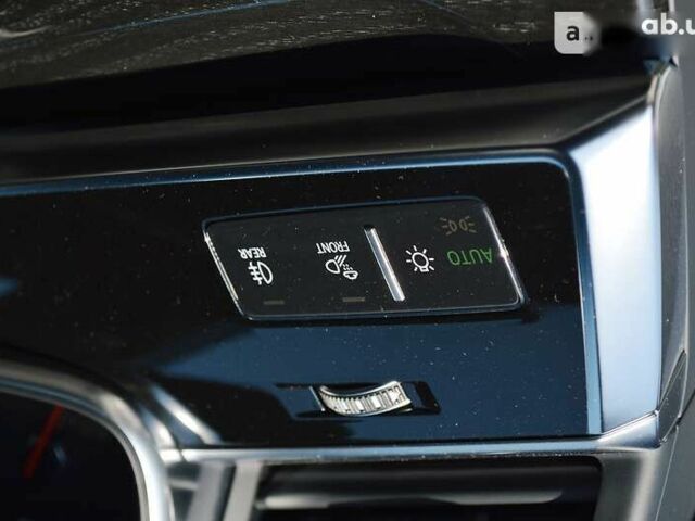 Ауди Q8, объемом двигателя 3 л и пробегом 81 тыс. км за 71500 $, фото 24 на Automoto.ua