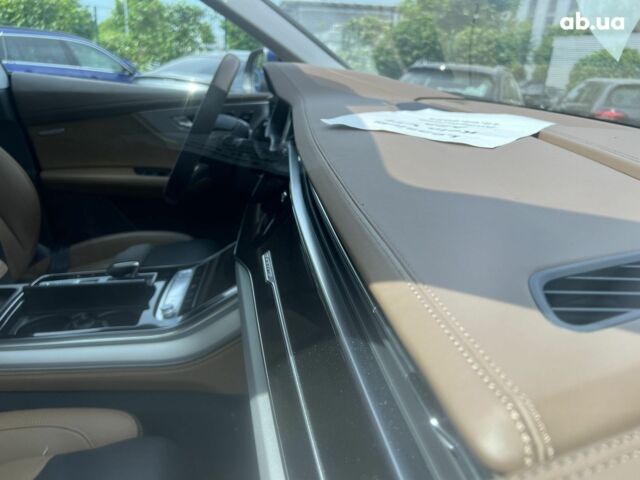 Ауди Q8, объемом двигателя 3 л и пробегом 25 тыс. км за 99108 $, фото 8 на Automoto.ua
