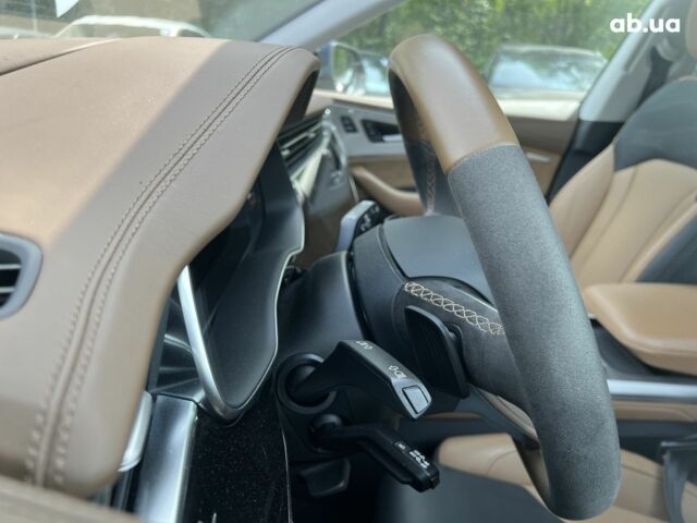 Ауди Q8, объемом двигателя 3 л и пробегом 25 тыс. км за 99108 $, фото 27 на Automoto.ua