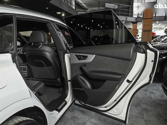 Ауди Q8, объемом двигателя 3 л и пробегом 1 тыс. км за 98000 $, фото 10 на Automoto.ua