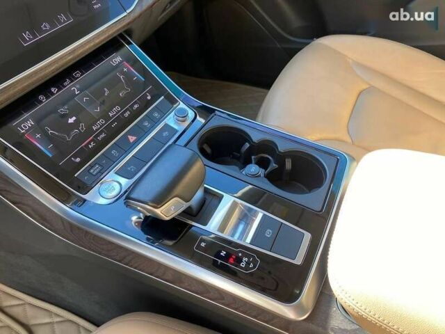 Ауди Q8, объемом двигателя 3 л и пробегом 137 тыс. км за 51000 $, фото 16 на Automoto.ua