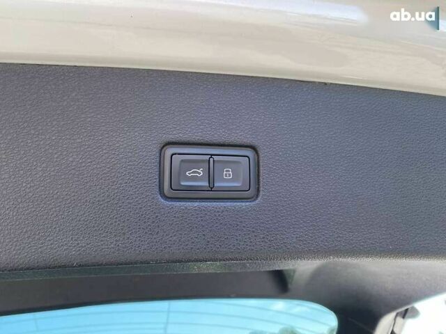 Ауди Q8, объемом двигателя 3 л и пробегом 137 тыс. км за 51000 $, фото 23 на Automoto.ua