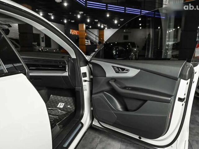 Ауди Q8, объемом двигателя 3 л и пробегом 66 тыс. км за 49999 $, фото 26 на Automoto.ua