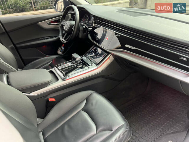 Ауди Q8, объемом двигателя 2.97 л и пробегом 190 тыс. км за 47500 $, фото 9 на Automoto.ua