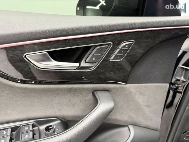 Ауди Q8, объемом двигателя 3 л и пробегом 71 тыс. км за 59990 $, фото 27 на Automoto.ua